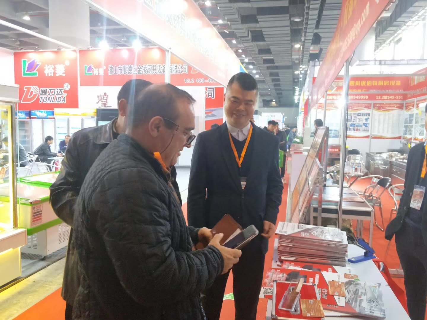 小黄片下载软件大全25届广州酒店小黄片链接下载设备中展小黄片链接下载油烟净化一体机照片3